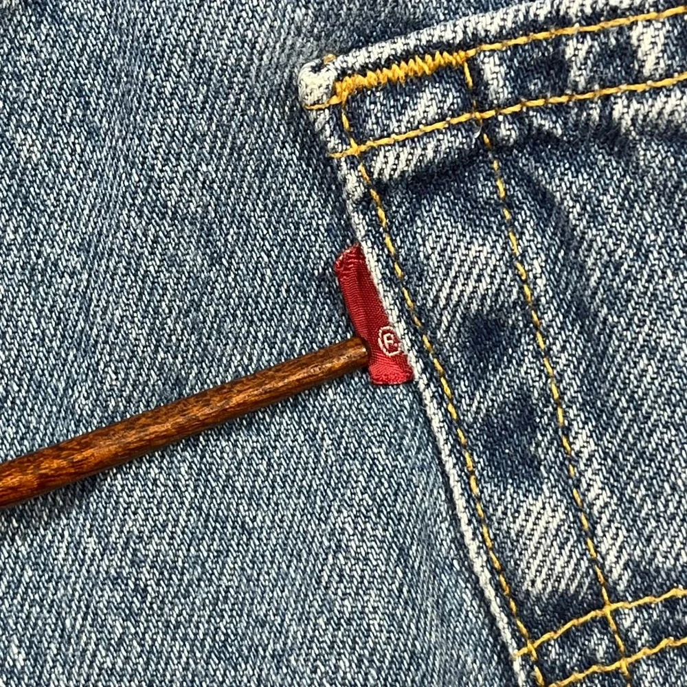 Vintage Y2K Levi's 550 Relaxed Fit Jeans Men's 40x32 (Fits 38x33) Medium‎ Wash